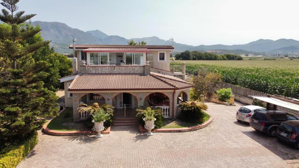 B&B Levante Paestum Mattine エクステリア 写真